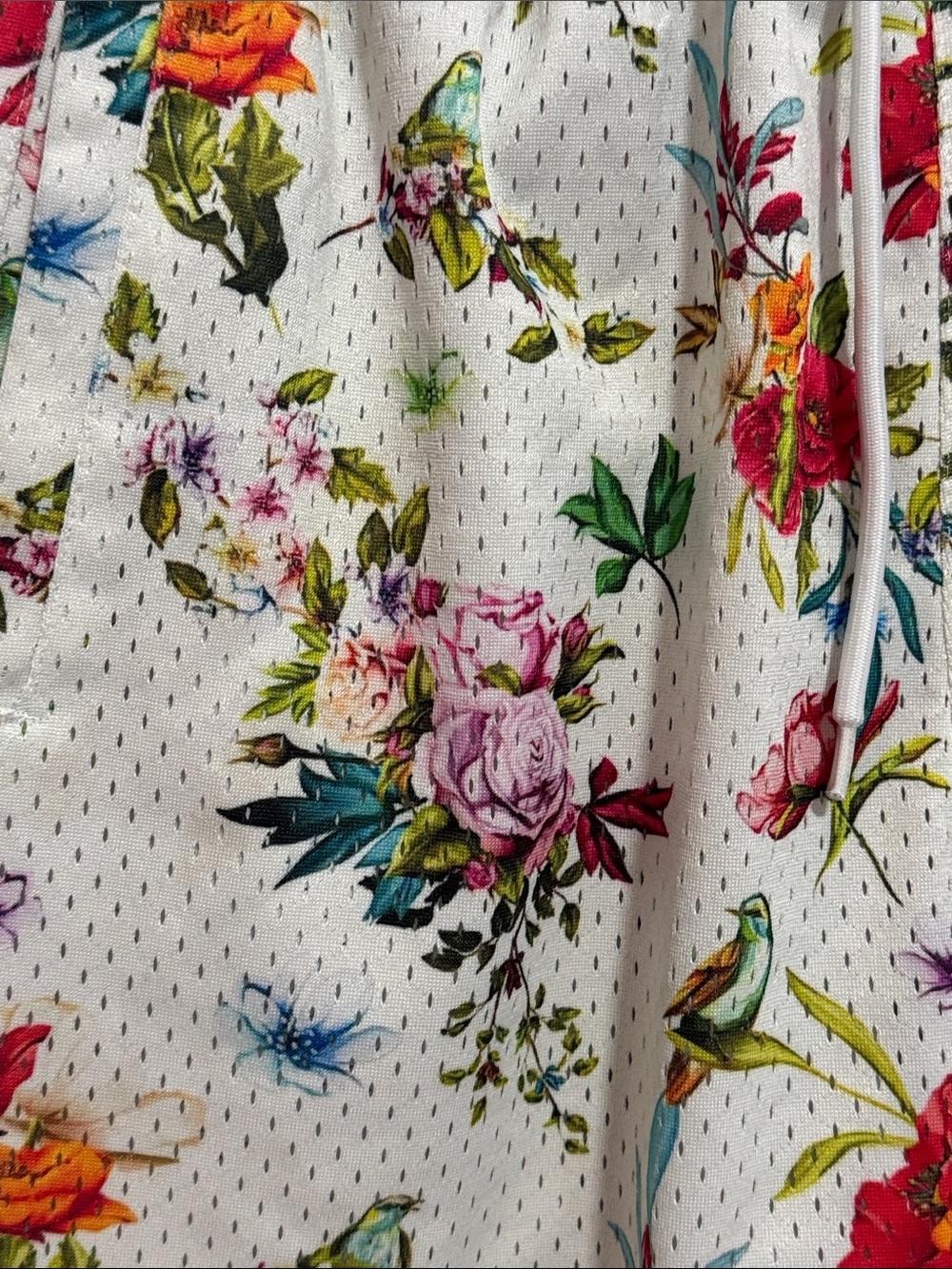 YoungLA Cream Floral Athletic Mesh Lined Basketball Humming Bird Print Shorts - Picture 4 of 5